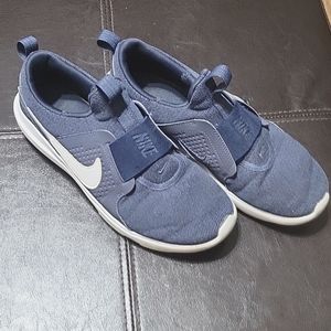 Nike youth slip-on athletic shoes